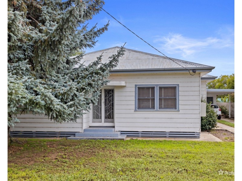 9 Napier Street, Maryborough VIC 3465