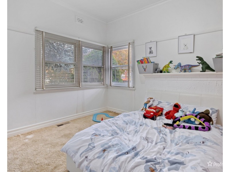 9 Napier Street, Maryborough VIC 3465