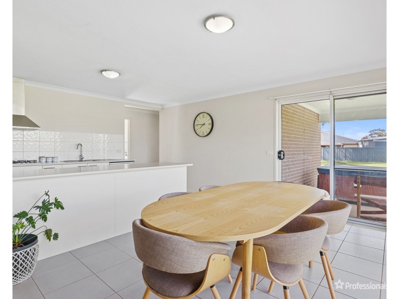 27 Hosken Street, Maryborough VIC 3465