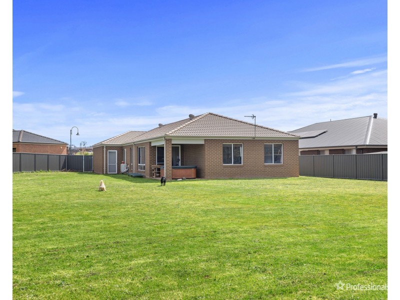 27 Hosken Street, Maryborough VIC 3465