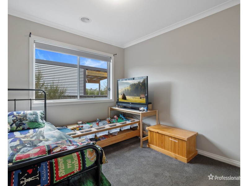 32 Forest View Drive, Maryborough VIC 3465