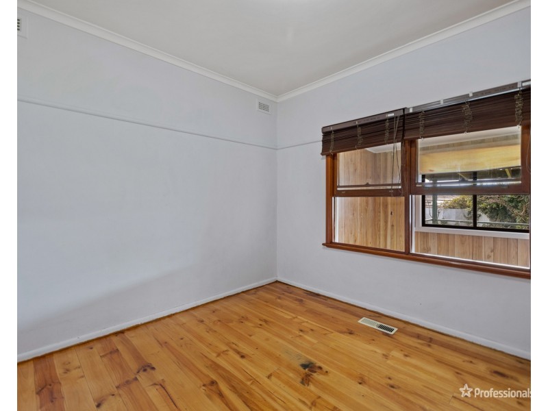 27 Marshall Street, Maryborough VIC 3465