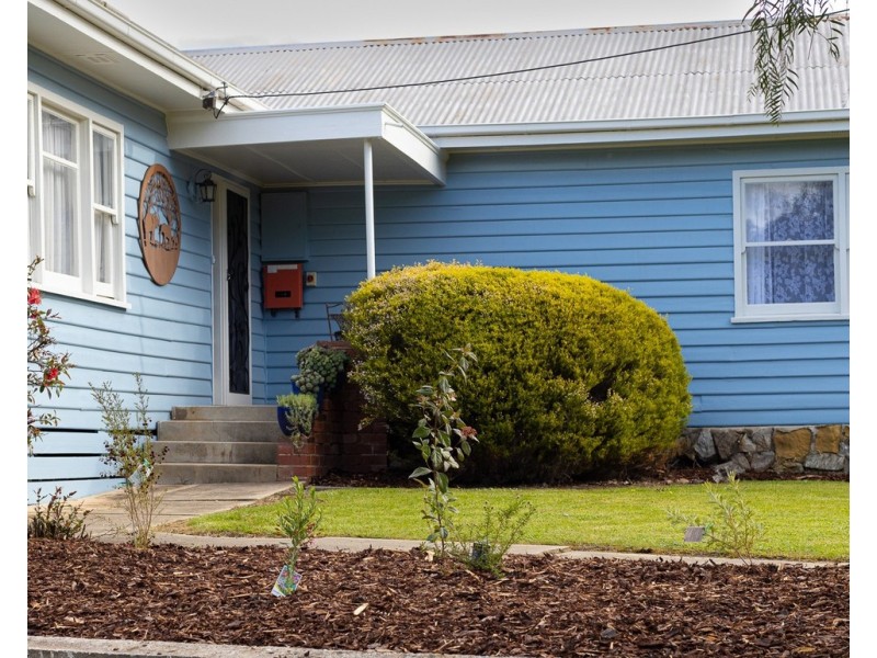 54 Golden Wattle Drive, Maryborough VIC 3465