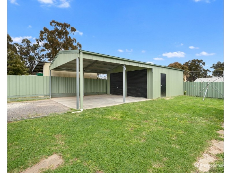 11 Cameron Street, Maryborough VIC 3465