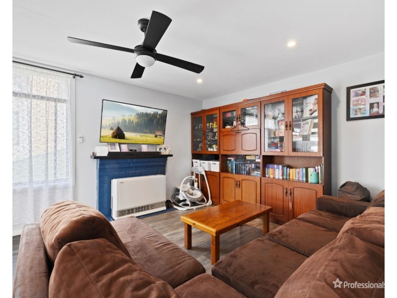 11 Cameron Street, Maryborough VIC 3465