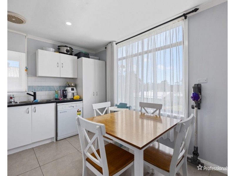 11 Cameron Street, Maryborough VIC 3465