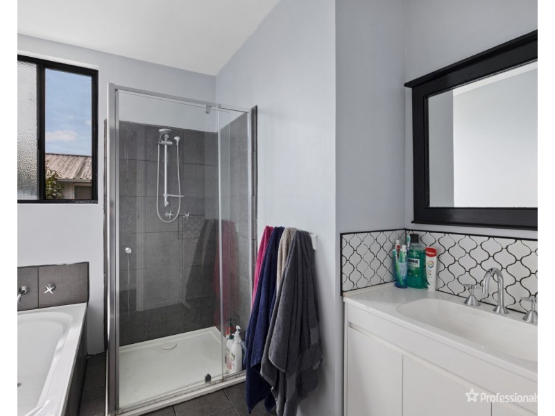 11 Cameron Street, Maryborough VIC 3465