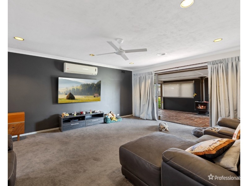 113 Queens Avenue, Maryborough VIC 3465