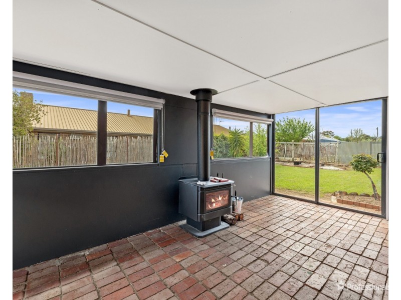 113 Queens Avenue, Maryborough VIC 3465
