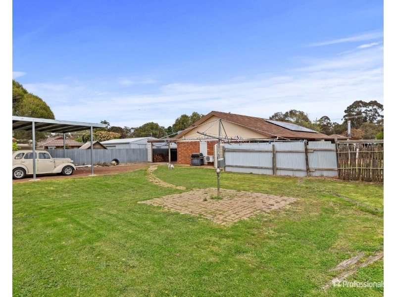 113 Queens Avenue, Maryborough VIC 3465