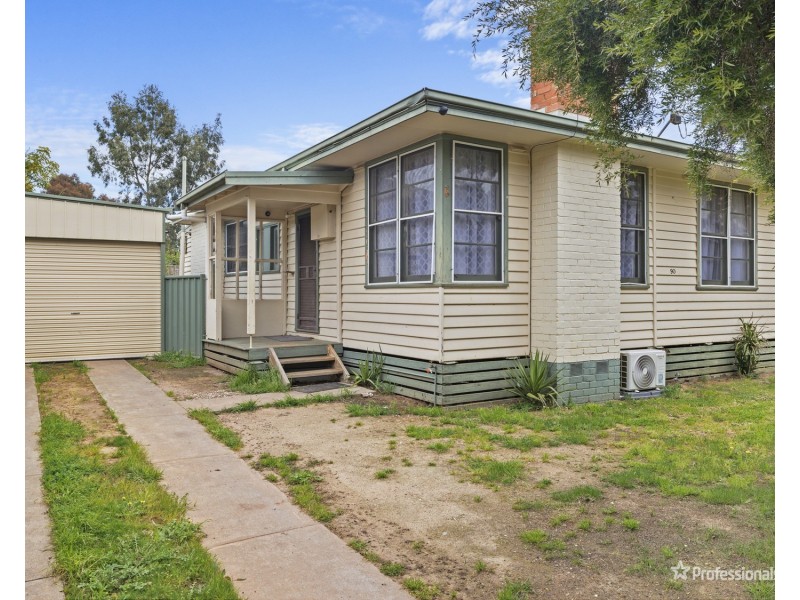 90 Golden Wattle Drive, Maryborough VIC 3465