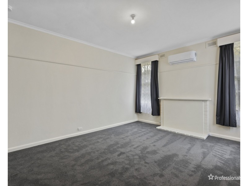 90 Golden Wattle Drive, Maryborough VIC 3465