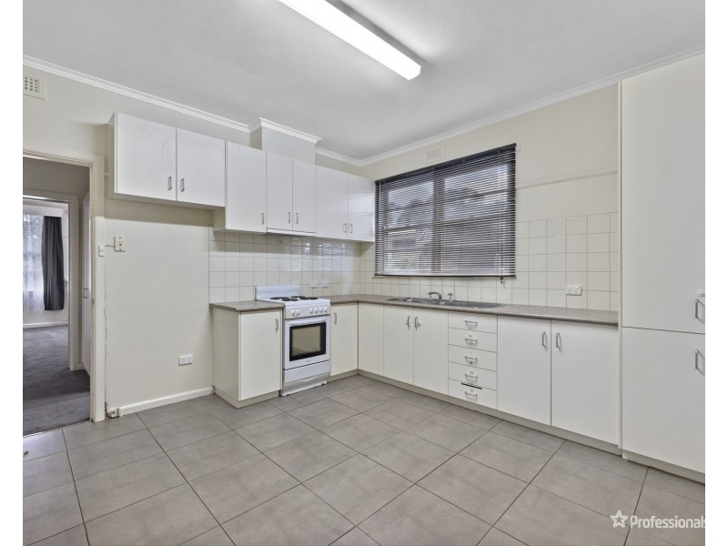 90 Golden Wattle Drive, Maryborough VIC 3465