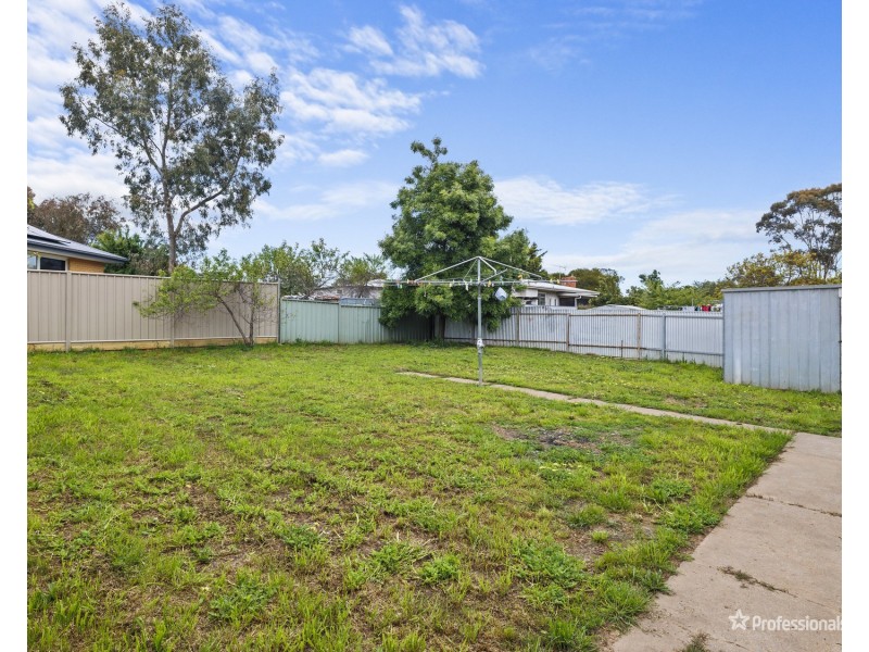90 Golden Wattle Drive, Maryborough VIC 3465