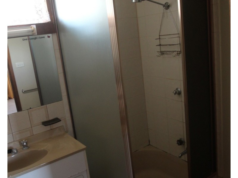 2/10 Pekin Road, Maryborough VIC 3465