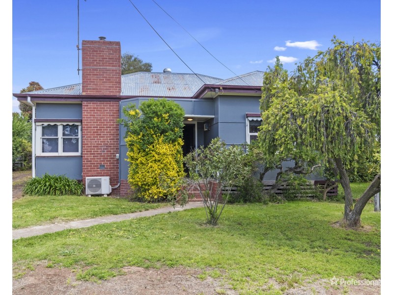 9 Daly Street, Maryborough VIC 3465