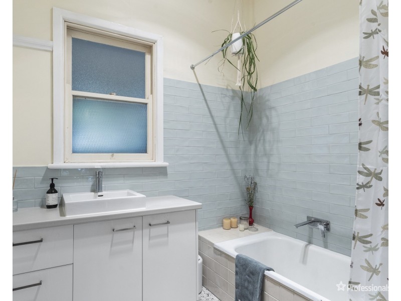 9 Daly Street, Maryborough VIC 3465