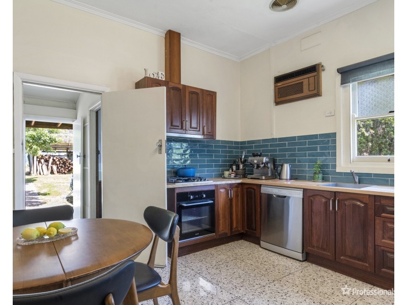 9 Daly Street, Maryborough VIC 3465