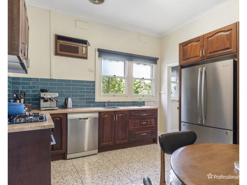 9 Daly Street, Maryborough VIC 3465