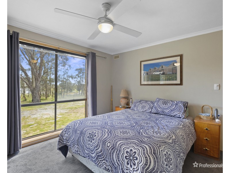 4165 Pyrenees Highway, Flagstaff VIC 3465