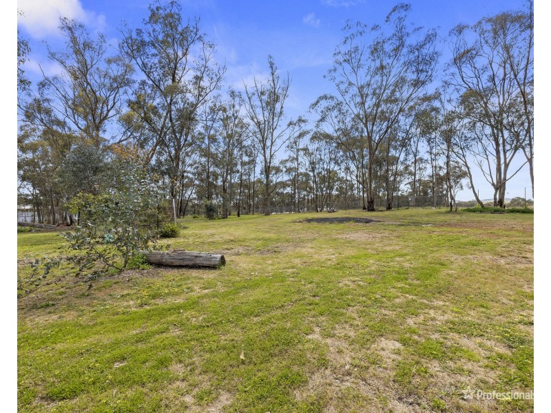 4165 Pyrenees Highway, Flagstaff VIC 3465