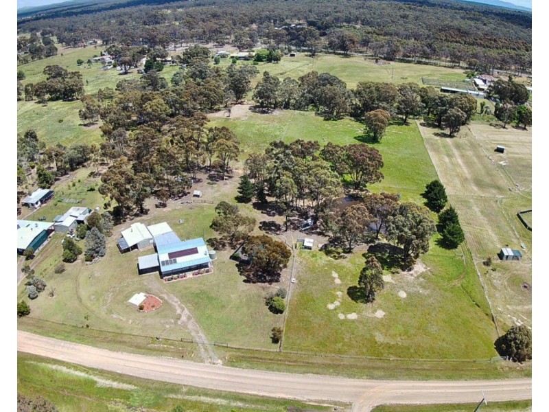 22 George Cook Drive, Daisy Hill VIC 3465