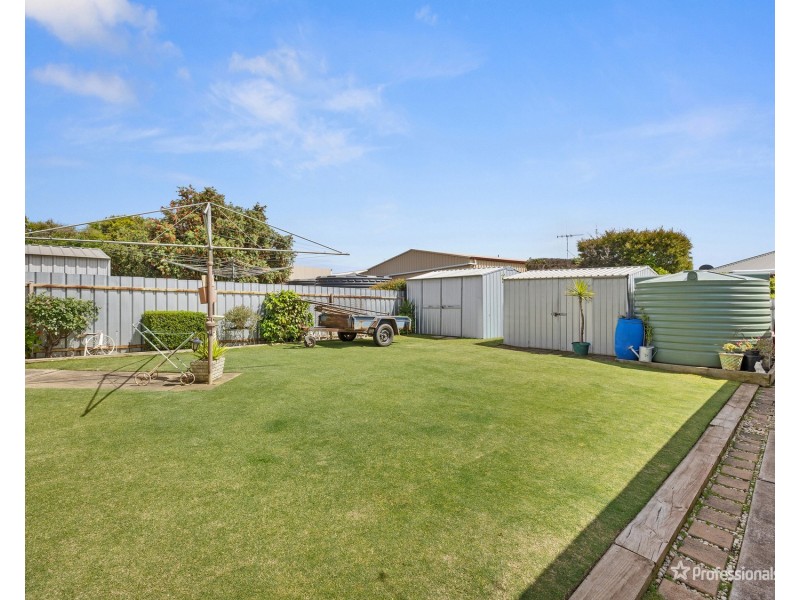 83 Griffiths Street, Maryborough VIC 3465