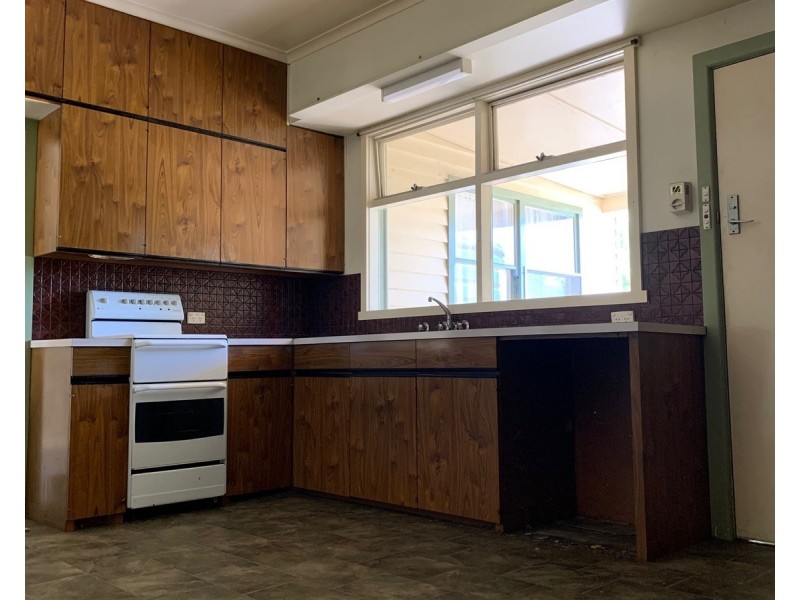 4 Peel Street, Maryborough VIC 3465