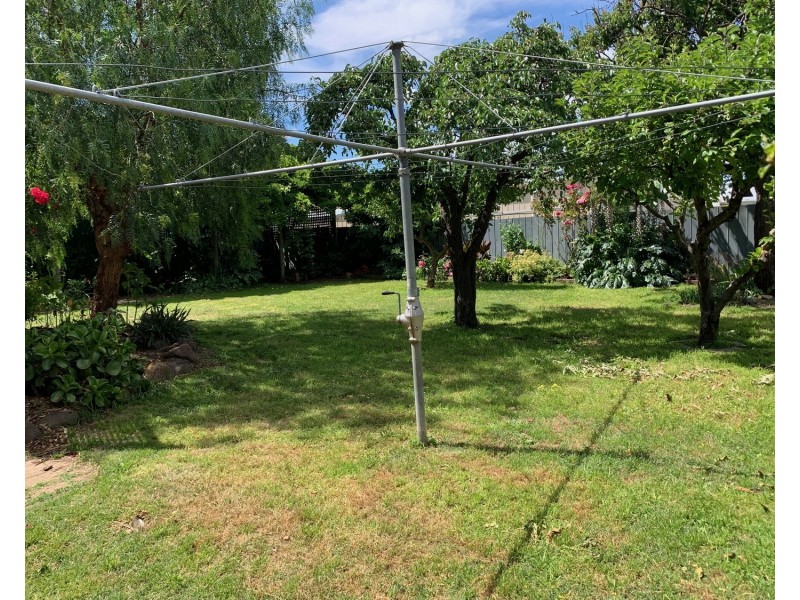 4 Peel Street, Maryborough VIC 3465