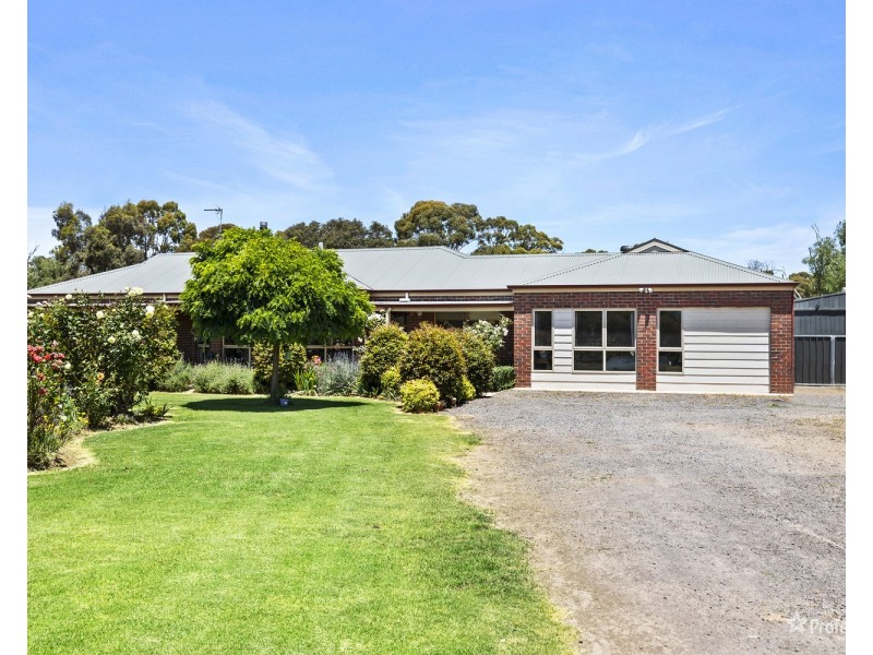 26 Main Road, Laanecoorie VIC 3463
