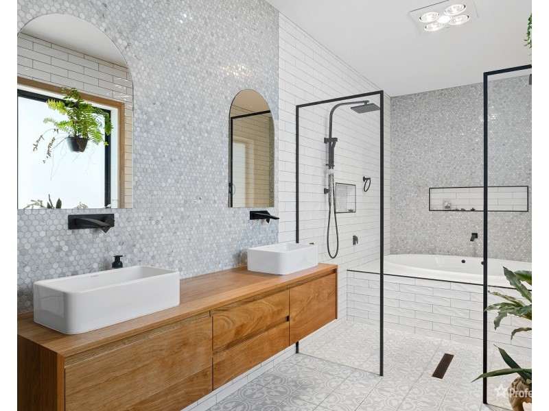 26 Main Road, Laanecoorie VIC 3463