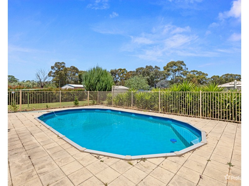 26 Main Road, Laanecoorie VIC 3463