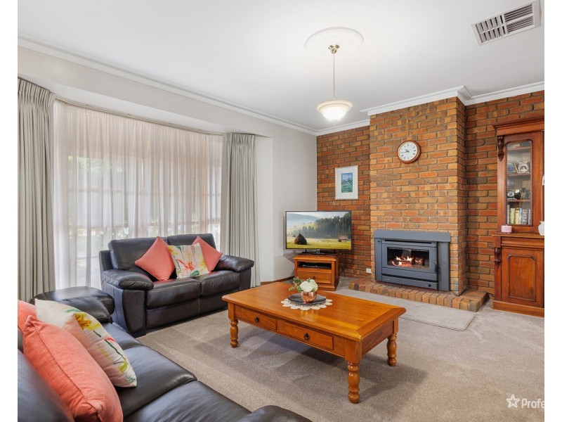 67 Holyrood Street, Maryborough VIC 3465