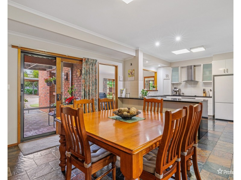 67 Holyrood Street, Maryborough VIC 3465