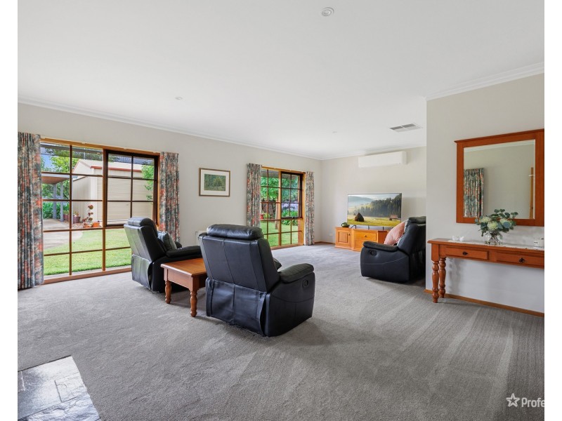 67 Holyrood Street, Maryborough VIC 3465