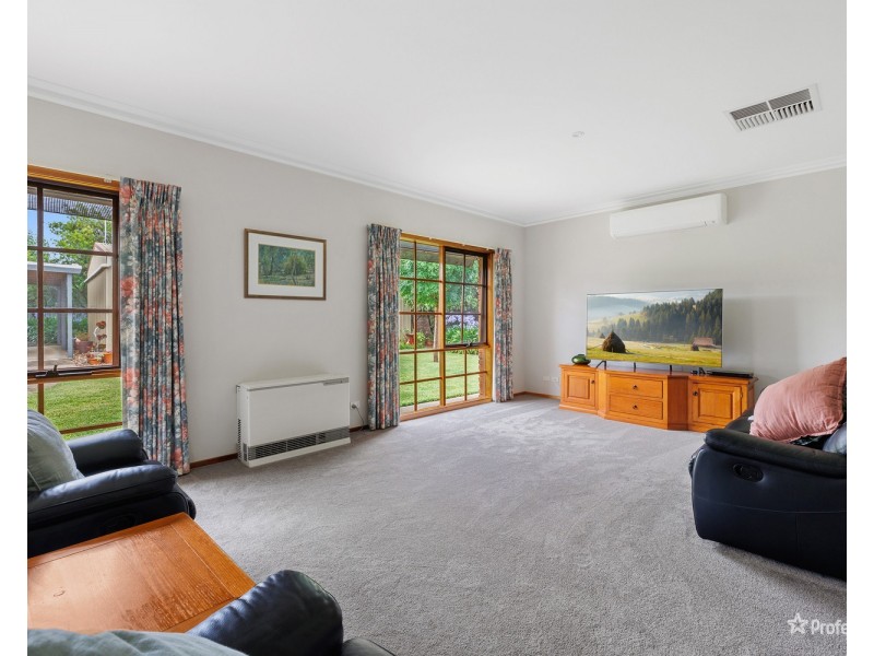 67 Holyrood Street, Maryborough VIC 3465