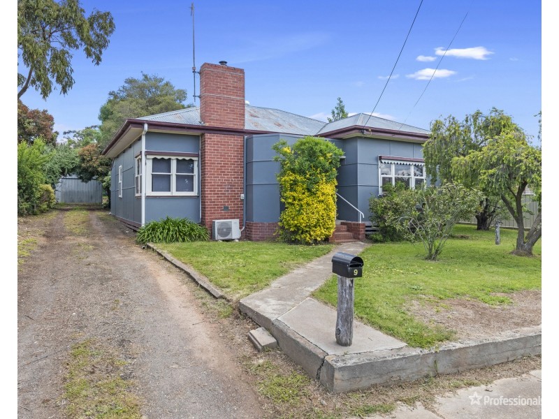 9 Daly Street, Maryborough VIC 3465