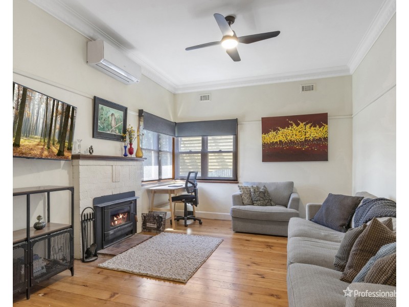 9 Daly Street, Maryborough VIC 3465