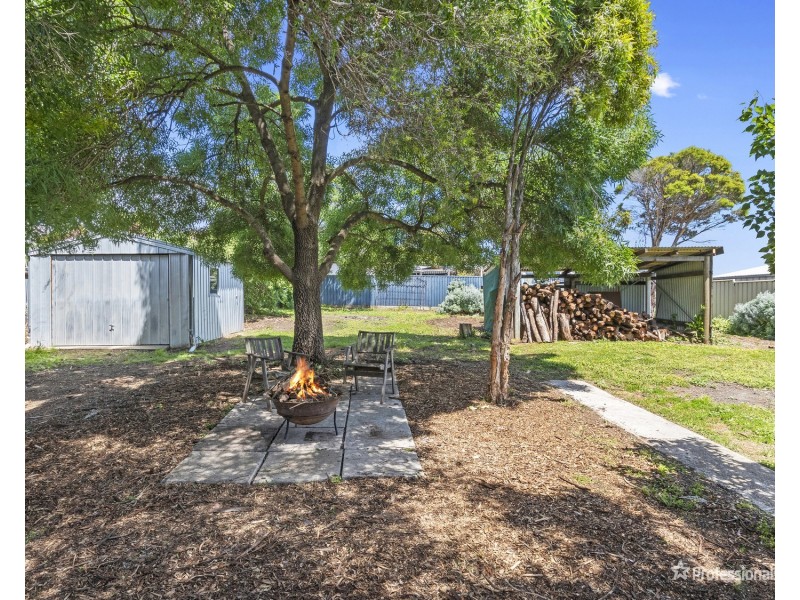 9 Daly Street, Maryborough VIC 3465