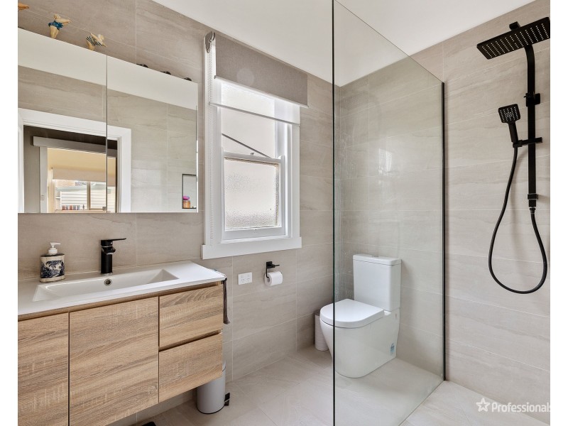 54 Dundas Road, Maryborough VIC 3465