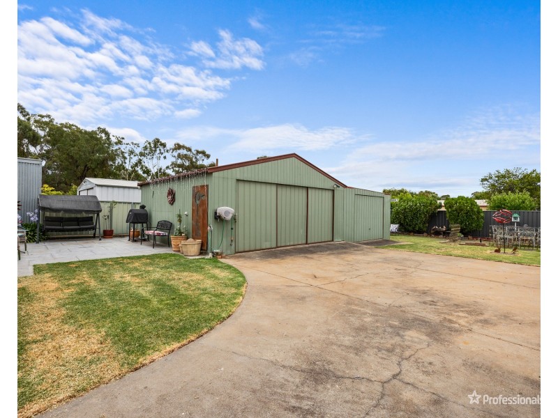 54 Dundas Road, Maryborough VIC 3465