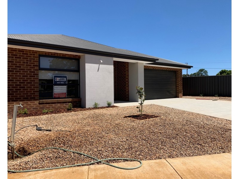 27 East Field Street, Maryborough VIC 3465