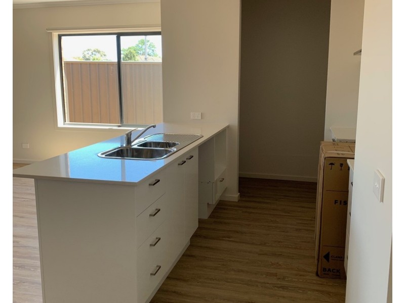 27 East Field Street, Maryborough VIC 3465