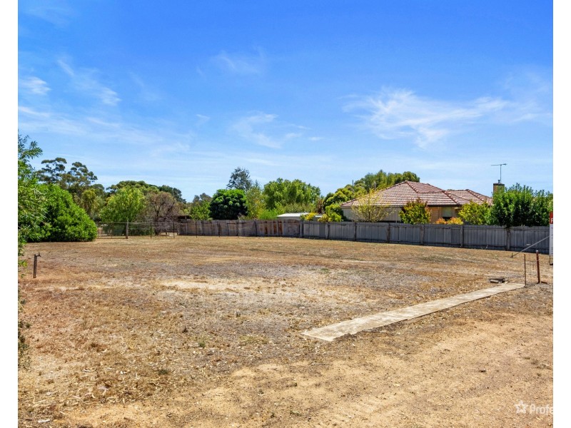 92 Majorca Road, Maryborough VIC 3465