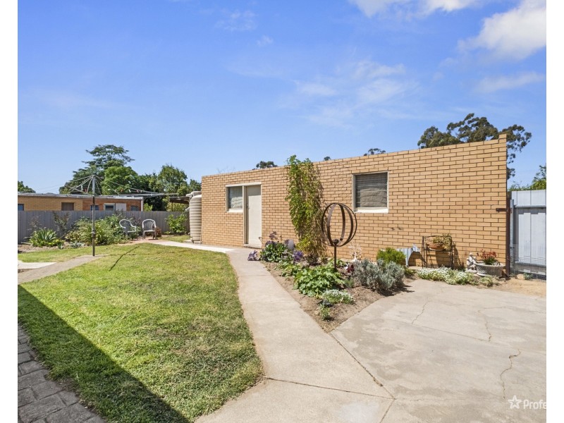 122 Park Road, Maryborough VIC 3465
