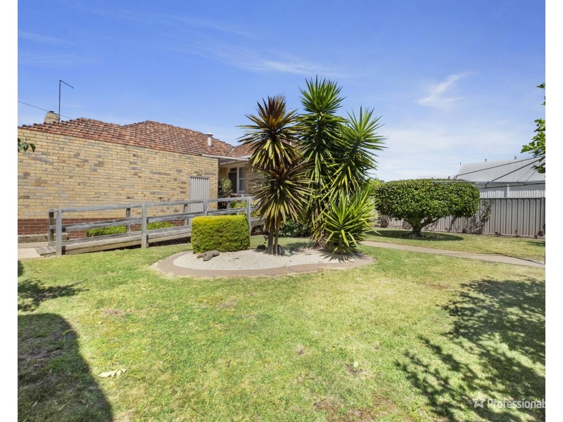 9 Sutton Road, Maryborough VIC 3465