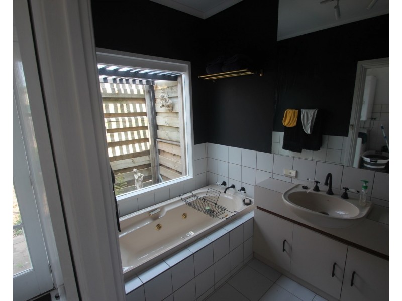 48 Napier Street, Maryborough VIC 3465