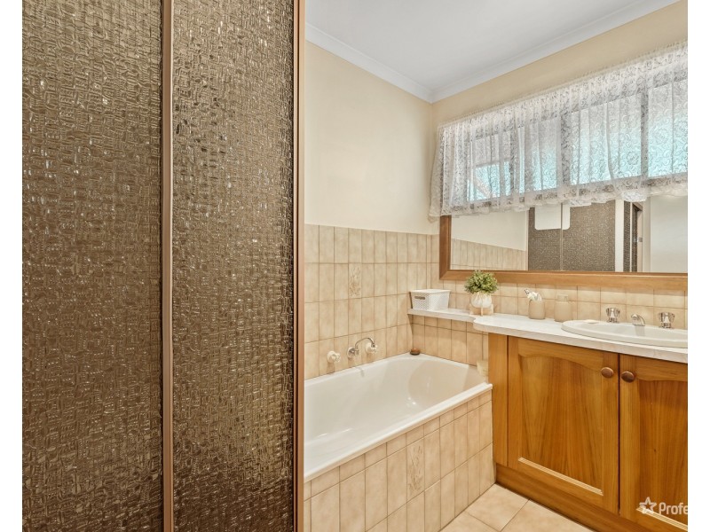 110 Bartletts Road, Red Lion VIC 3371