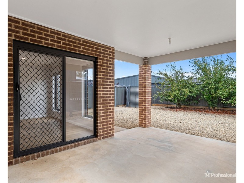 41B Whirrakee Drive, Maryborough VIC 3465