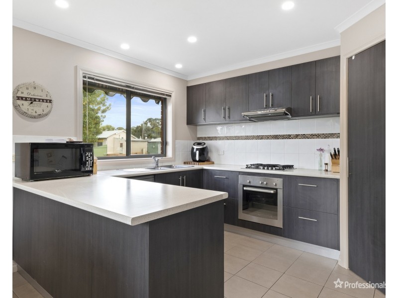 3/244 Gladstone Street, Maryborough VIC 3465